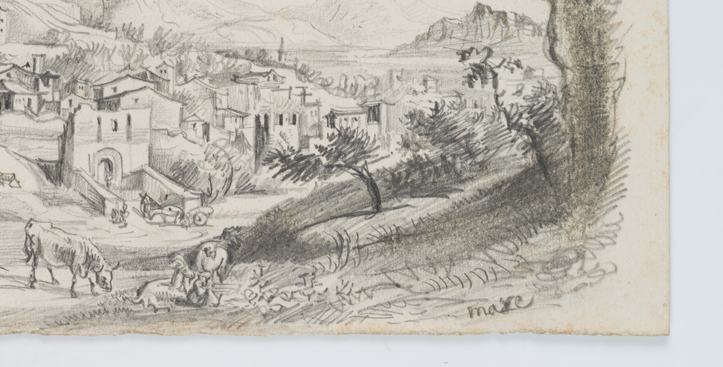 Italienische Stadt vor Gebirgskette
