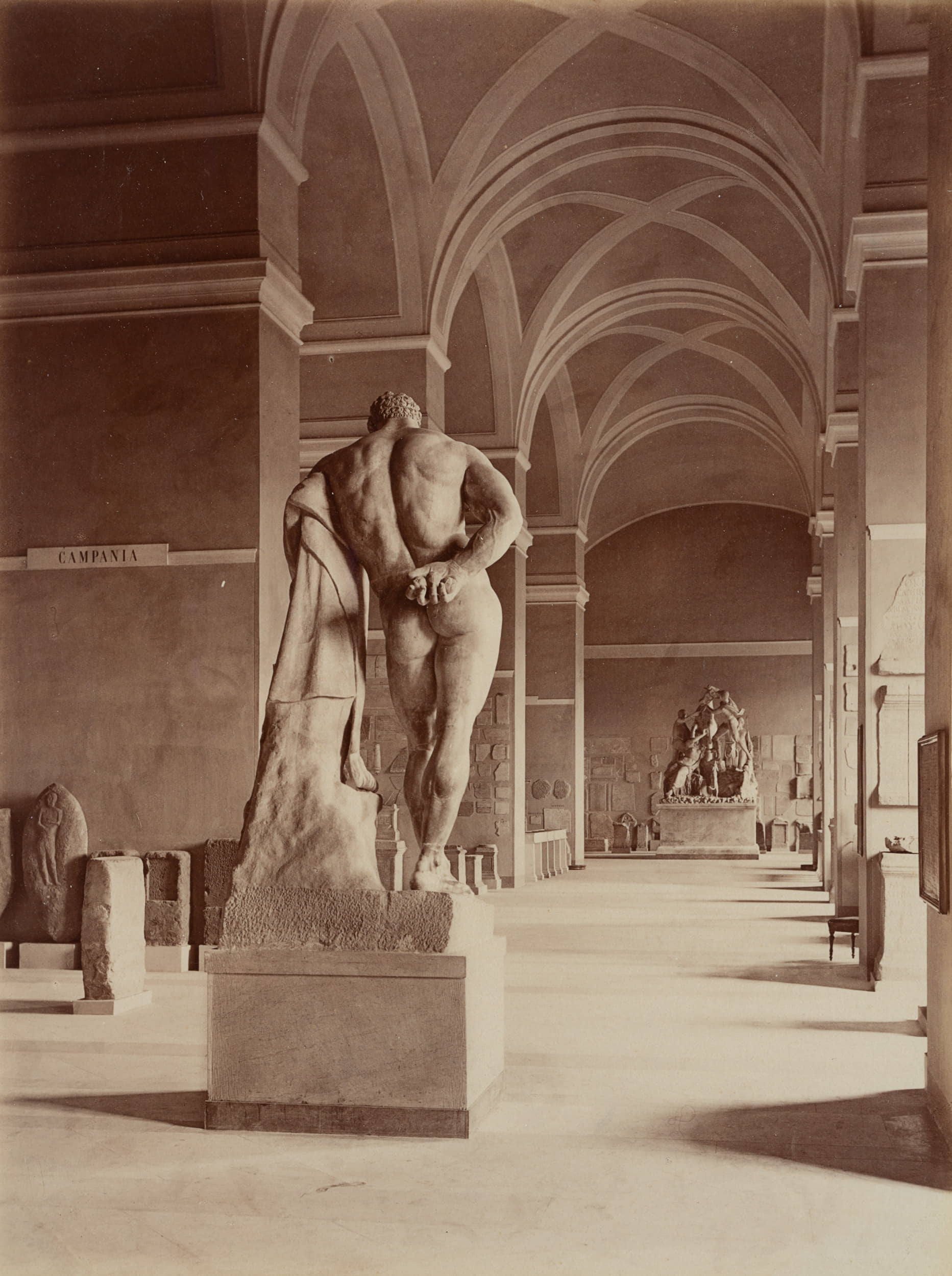 Herkules Farnese, Museo Nazionale, Neapel