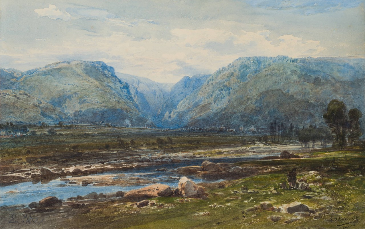Weite Landschaft mit Bergen